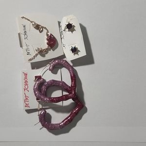 NWOT Betsey Johnson earring and lips necklace set lot